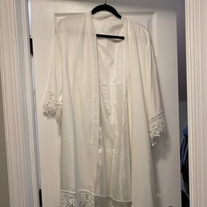 Brand NEW never worn Bride getting ready robe.